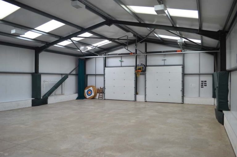 ActivityBarnInside 768x511