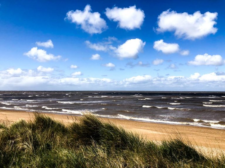 NorfolkCoastBB CottagesCamping sand dunes waves 768x576