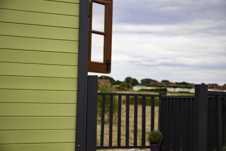shepherd hut with a view 768x512